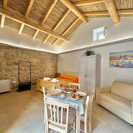 Corte Ludovica Penzion Martano