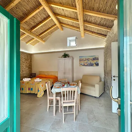 Corte Ludovica Penzion Martano